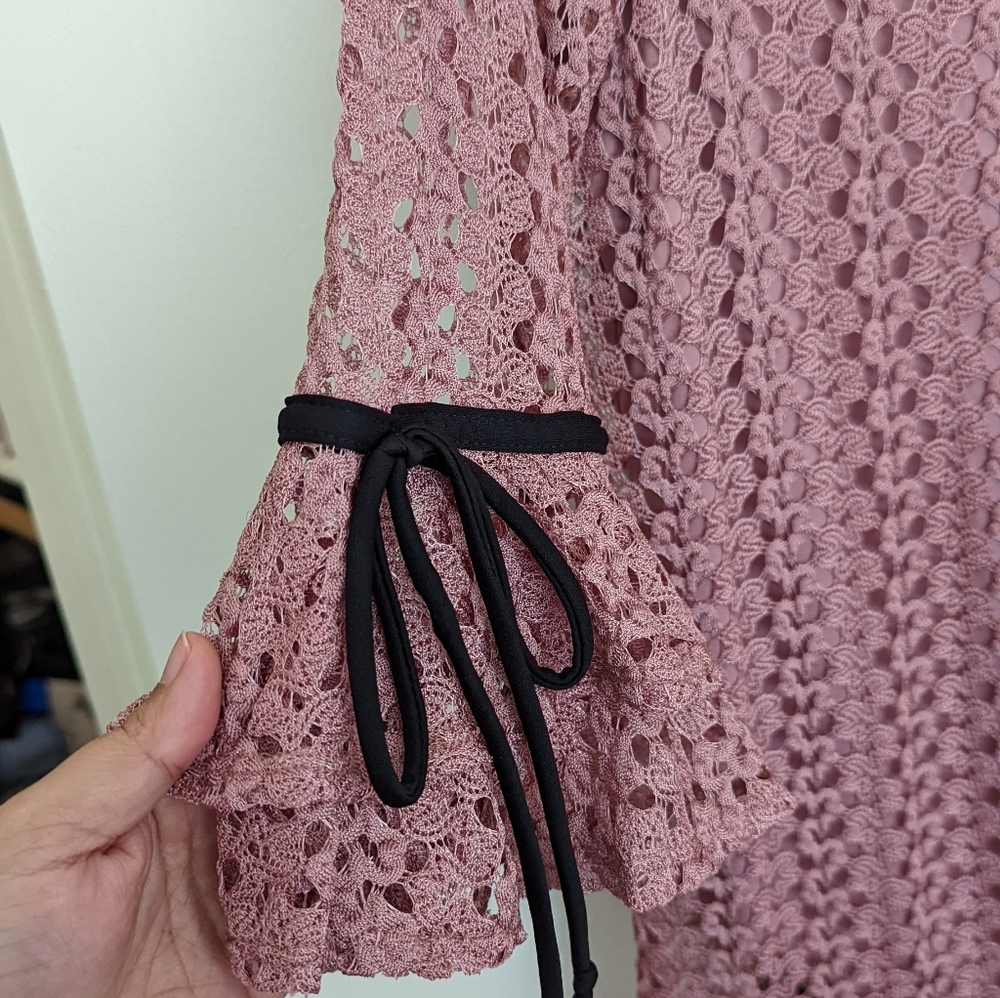 Lace Blouse - Picture 2 of 4